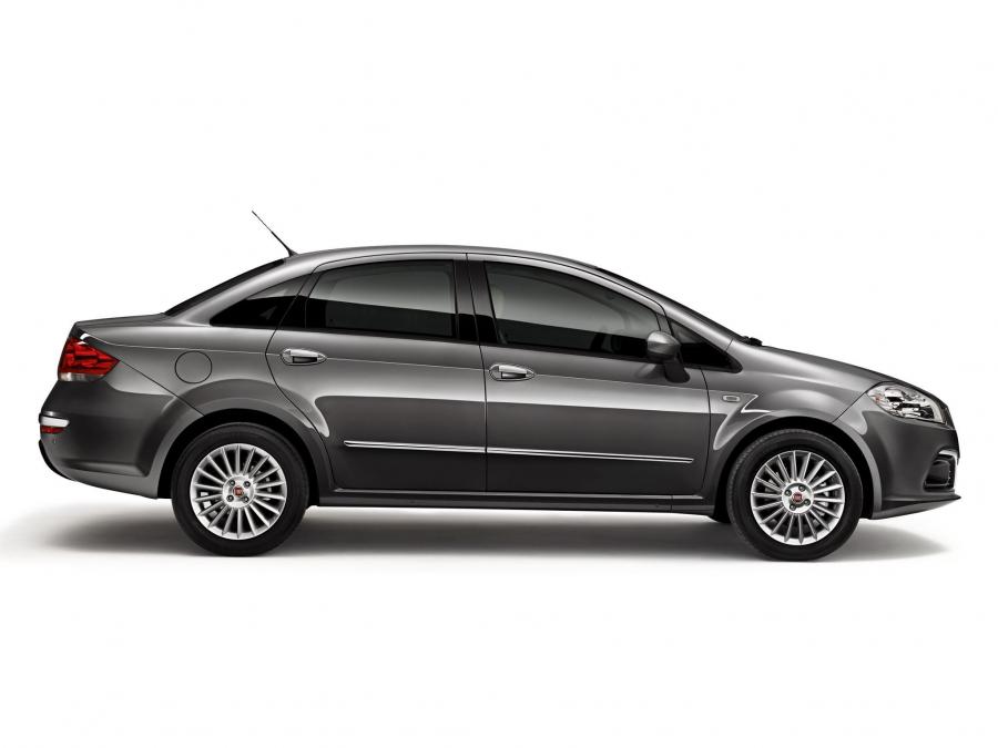  Fiat Linea 2012 года  (фото 9 из 12)
